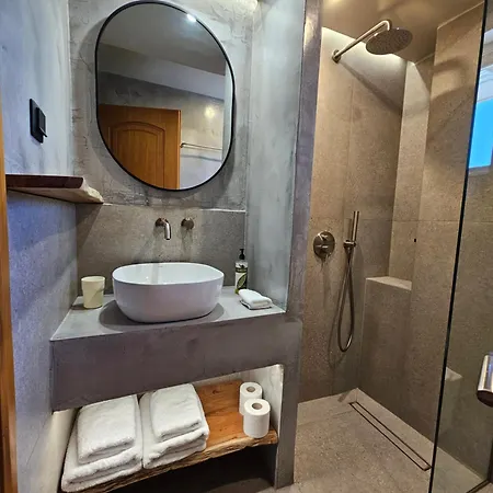 Petries Aparthotel 2*