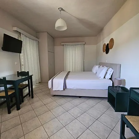 Aparthotel Petries Agioi Apostoloi (Evia)