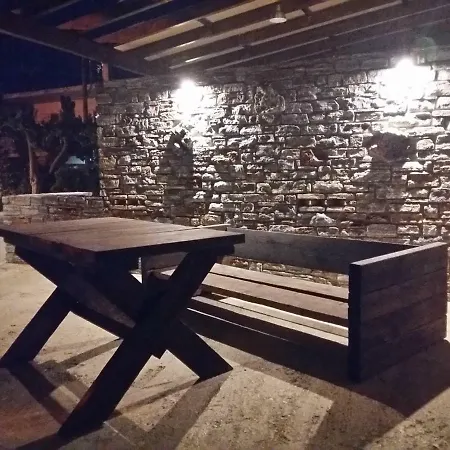 Petries Apartmanhotel Ájoi Apósztoli