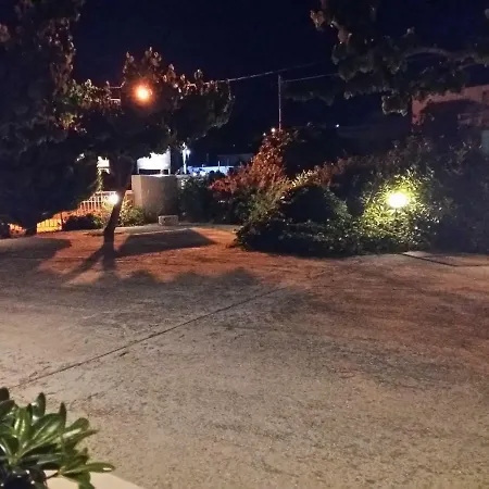 Petries Aparthotel